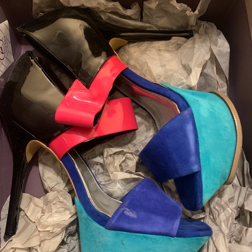 Colorful heel
